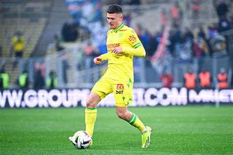 Quentin Merlin Quitte Nantes Et File Marseille France Olympique