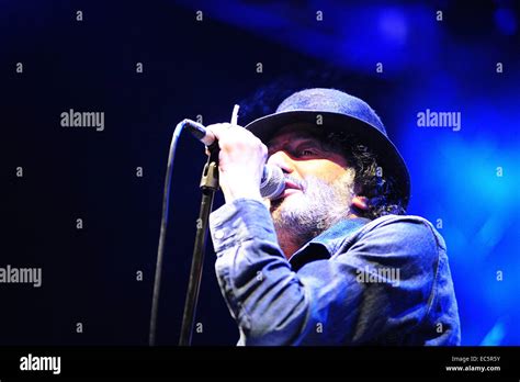 Rachid Taha in Concert Stock Photo - Alamy