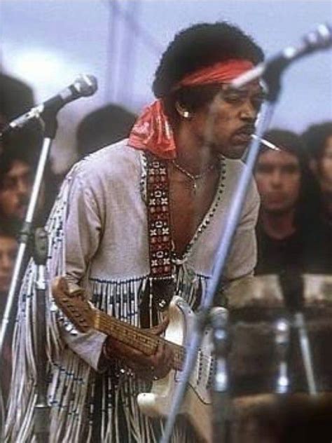 Jimi Hendrix at Woodstock Woodstock 1969, Jimi Hendrix Woodstock, Jimi Hendrix Guitar, Monterey ...