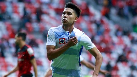 Pol Fern Ndez Se Despide De Cruz Azul Econ Micamente Ayudo Al Club