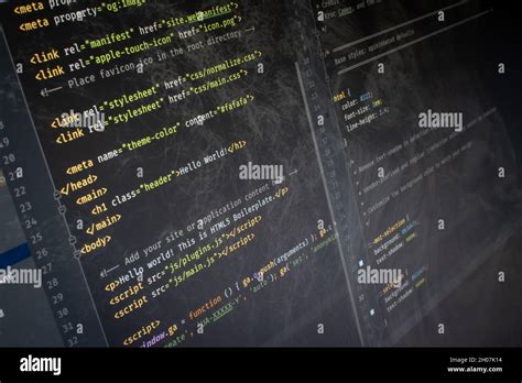 HTML Hello World code on screen Stock Photo - Alamy