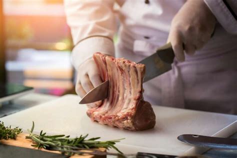 Best Knife For Cutting Meat in 2023 | Kitchenist