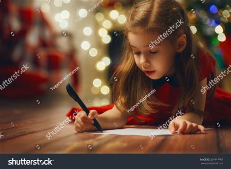 96,590 Child write a letter Images, Stock Photos & Vectors | Shutterstock