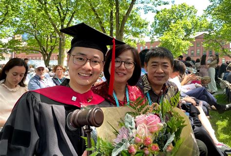 Andhika Sudarman Orang Pertama Asia Tenggara Yang Pidato Di Harvard