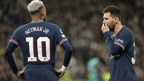 Euro Round Up Neymar And Messi Booed By PSG Fans