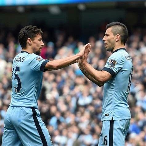 Navas and Agüero Jogadores da espanha Espanha