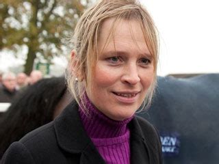 Emma Lavelle Trainer Betting