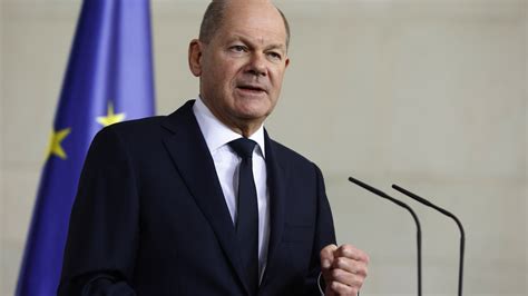 Olaf Scholz Vine S Mb T N Rom Nia Cu Cine Se Va Nt Lni Cancelarul