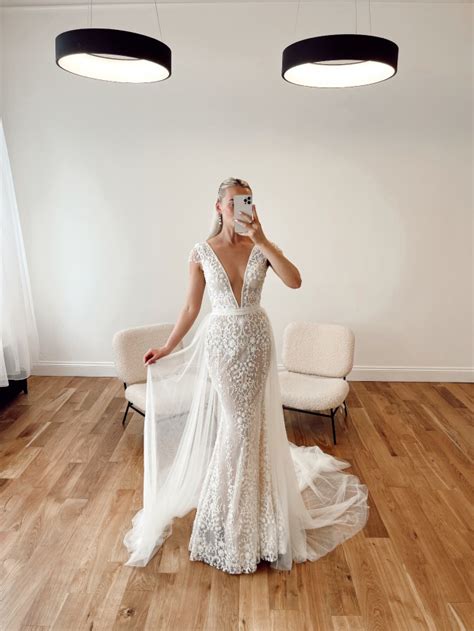 Eva Lendel Wedding Dress Save Stillwhite