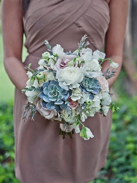 25 Standout Succulent Wedding Bouquets For Any Season Succulent