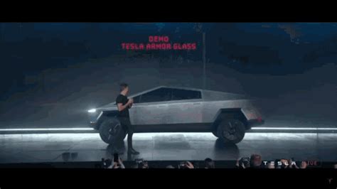 Tesla Truck GIF - Tesla Truck Cybertruck - Discover & Share GIFs