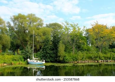 Toronto Island Park Stock Photo 253587868 | Shutterstock