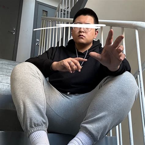 大大大大大野驴 on Twitter 白袜 白袜子 boundandgagged whitesocks 白袜控 白袜男孩 白袜分享 gay