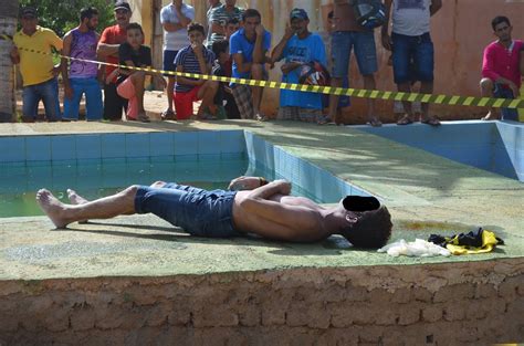 Jovem Que Morreu Possivelmente Afogado Estava Numa Festa Corpo Foi