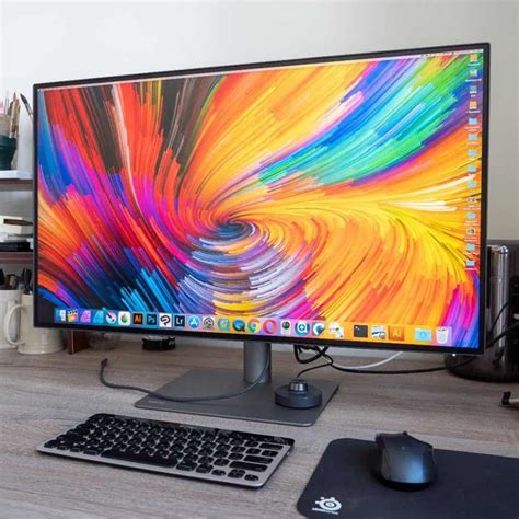 Master Your Craft: The Best Monitors for Graphic Designers