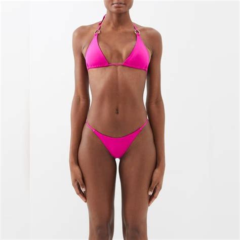 9 Hot Sexy Louisa Bruegmann Bikini Pics