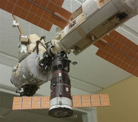 amaysing papercraft progress   arrival