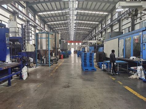 China Customized Closed Deck Hygeian Palstic Pallet Suppliers