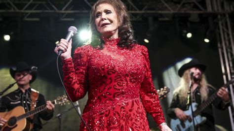 Loretta Lynn Announces New Album Still Woman Enough