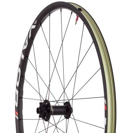 Stan S Notubes Valor Pro In Boost Wheelset Bike