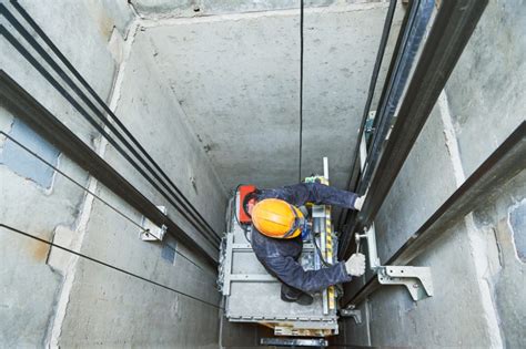 5 Lift Maintenance Tips For Prospective Lift Engineers