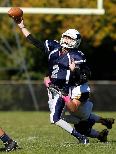 Lawrence Vikings Beat Beloit Buccaneers