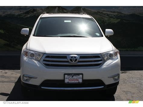 Blizzard White Pearl Toyota Highlander Limited Wd Photo