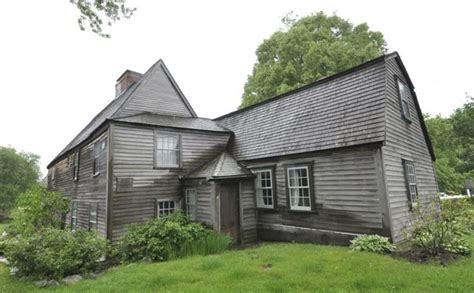 The 20 Oldest Homes in the United States