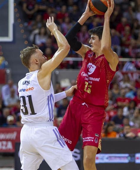 Aday Mara el nuevo gigante del baloncesto español comunica al