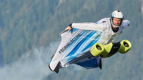 Wingsuit Wallpapers And Backgrounds 4K HD Dual Screen