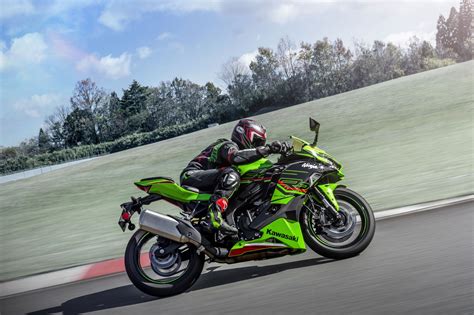 Kawasaki Ninja Zx R Zx Rr