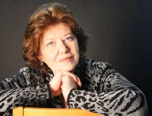 Discover the Perfect Anne Perry Book Order: A Curated Reading Journey 3