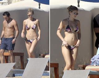 Kim Kardashian Haircut Bar Refaeli Bikini Candids In Mexico