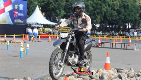 Transindonesia Co Lomba Ketangkasan Moge Dan Trail