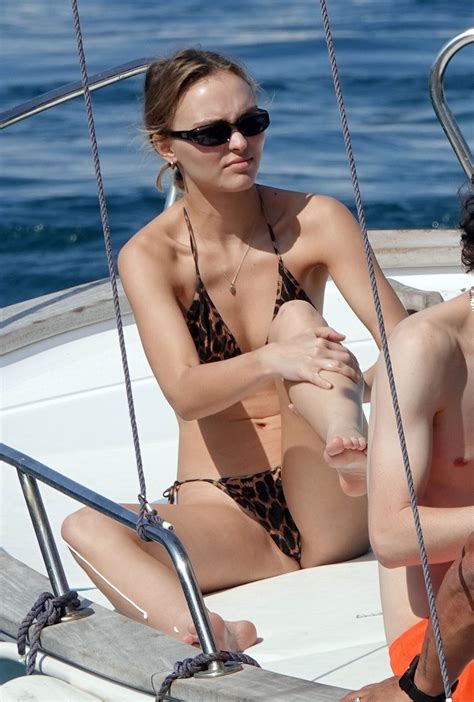 Lily Rose Depp Fappening Sexy 27 Photos The Fappening