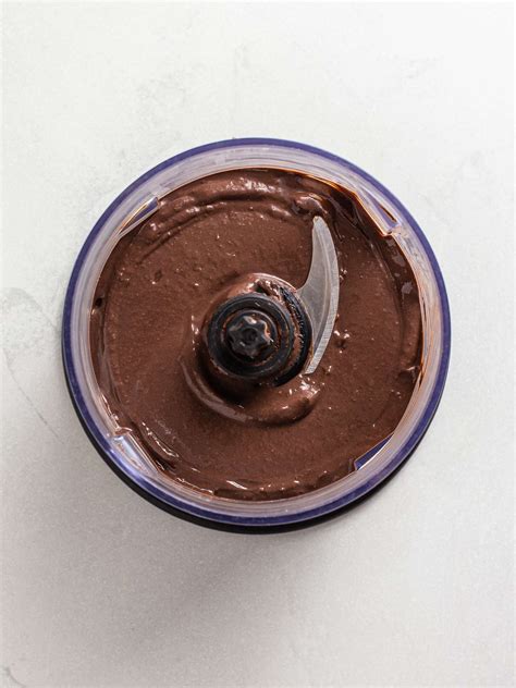 Silken Tofu Chocolate Mousse {Low-Fat, Sugar-Free} | Foodaciously