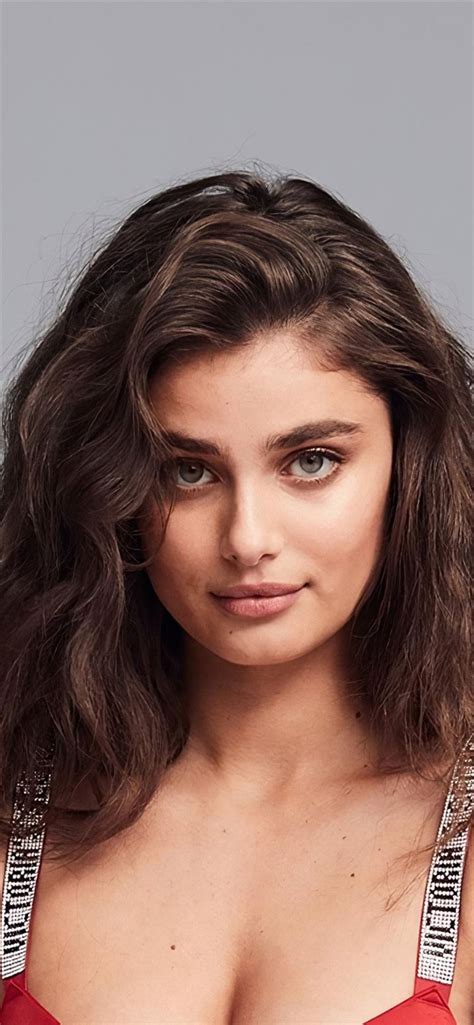 taylor hill 2020 iPhone 11 Wallpapers Free Download