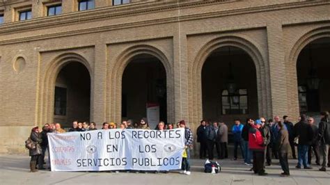 Trabajadores De Contratas Municipales Se Concentran Para Reclamar