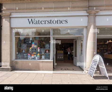 Waterstones Hi Res Stock Photography And Images Alamy