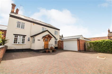 6 Bedroom Detached House For Sale In Main Street Gilmorton Le17 5lt