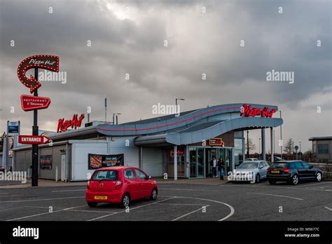 Fast Food Restaurant Pizza Hut At Arena Retail Park Coventry West