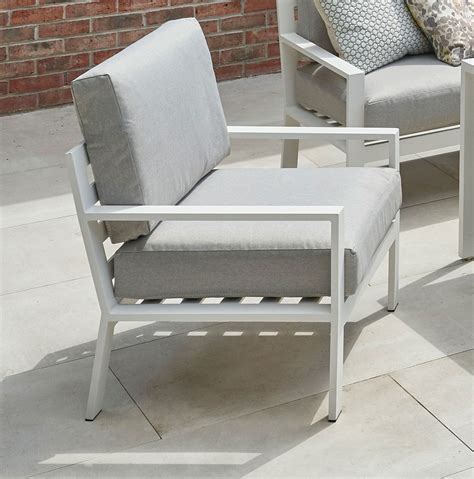 Garden Furniture – Hayes Garden World