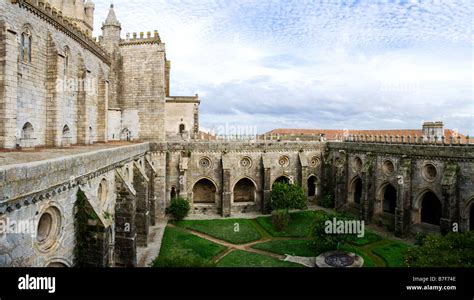 Évora Cathedral The Largest Cathedral In Portugal Romanesque Gothic