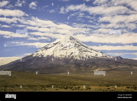 El Volc N Chimborazo En Ecuador Con Metros Sobre El Nivel Del Mar