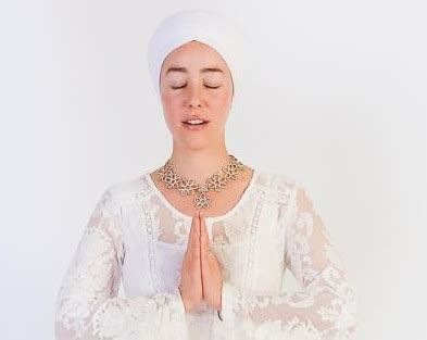 Seven-Wave Sat Nam Meditation - Students of Yogi Bhajan