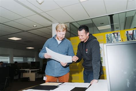 Gertjan En David Zijn Engineer Hoogspanning Bij Enexis