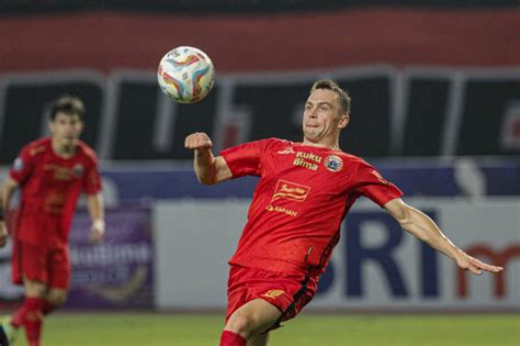 Foto Aksi Debut Maciej Gajos Bersama Persija Jakarta