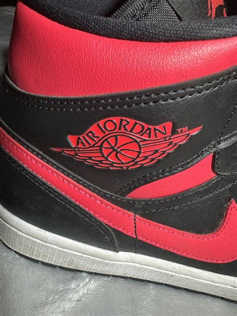 Air Jordans 1 Mid Black Siren Red Basketball Shoes Si Gem