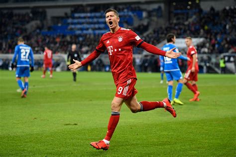 BBC Robert Lewandowski to jeden z najgroźniejszych napastników na