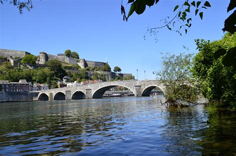 Vue Pont De Jambes Web Syndicat D Initiative De Jambes